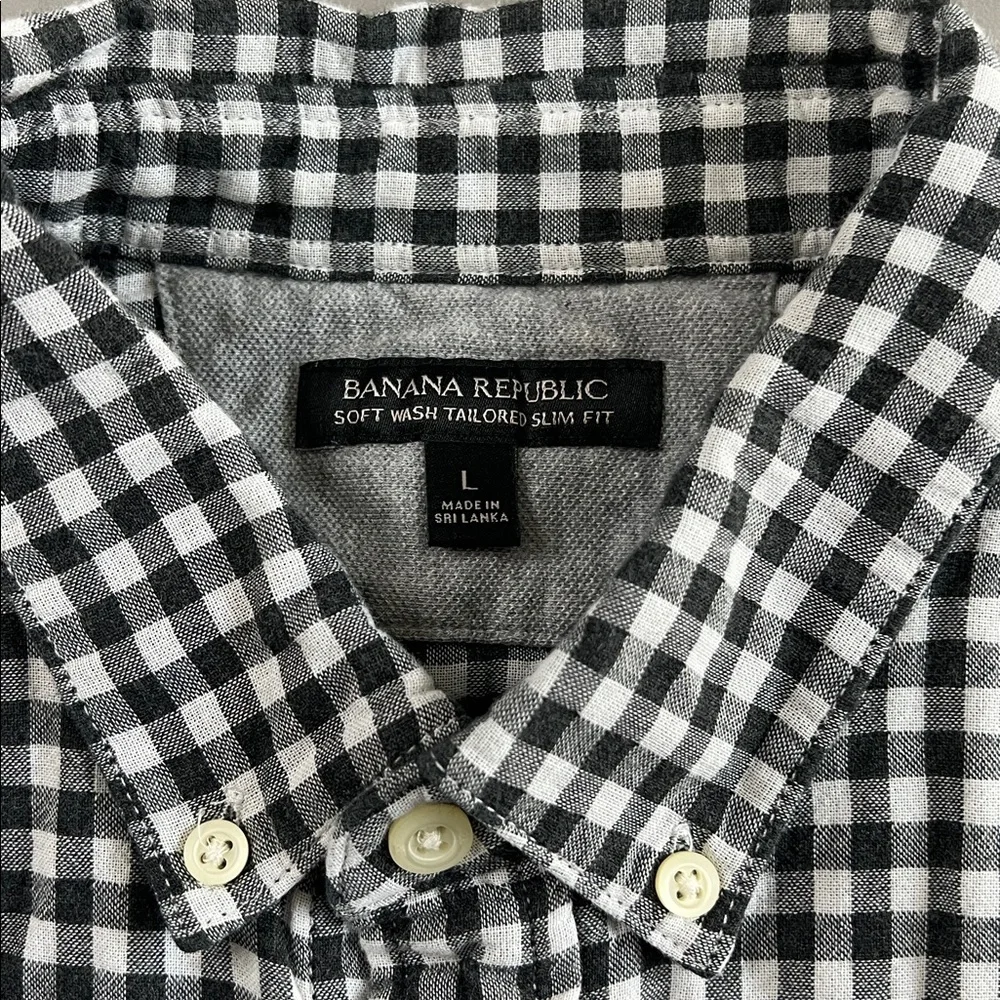 Banana Republic Soft Wash Tailored Slim Fit Plaid Button Down Black/White Size L